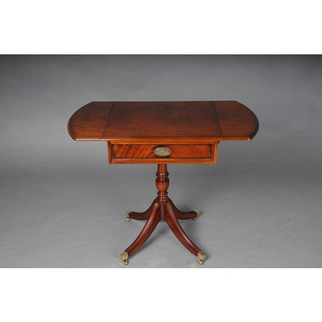 English Side Table in Mahogany For Sale - Image 6 of 18
