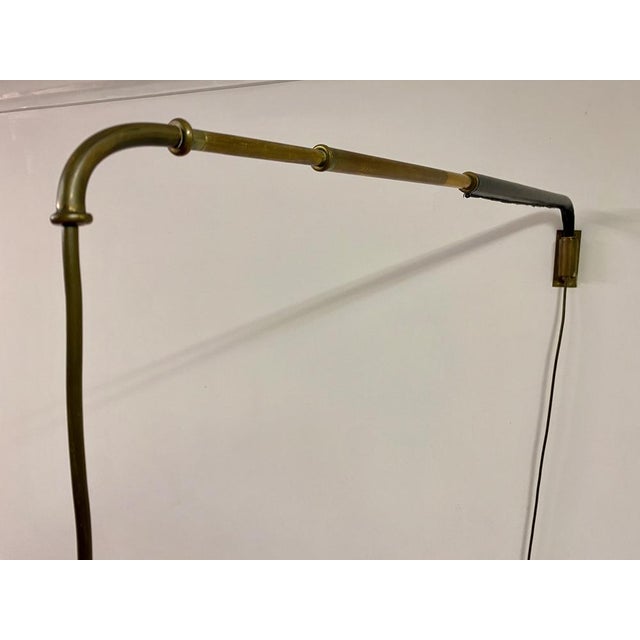 Mid-Century Modern Italian Telescopic Wall Light in Brass and Leather, 1950s For Sale - Image 3 of 16