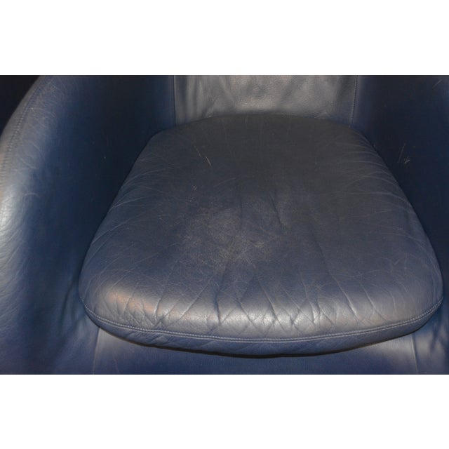 Vintage Pair Gerard Van Den Berg Montis Blue Leather Loge Easy / Lounge Chairs & Footstools For Sale - Image 12 of 18