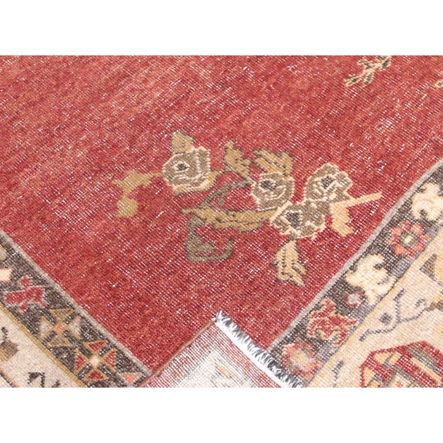1960s Turkish Oushak Rug For Sale - Image 4 of 5
