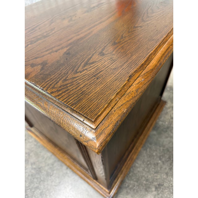 Vintage Ethan Allen Royal Charter Nightstand/End Table For Sale - Image 9 of 10