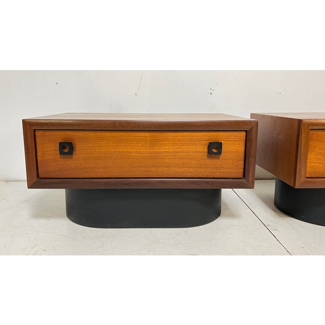 Mid-Century Modern C. 1960s Rs Associates Mid-Century Modern Teak Nightstands - A Pair For Sale - Image 3 of 11