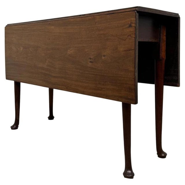 2000 - 2009 18th Century Antique English Walnut Drop-Leaf Gateleg Table For Sale - Image 5 of 13