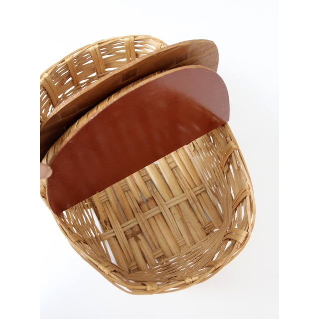Vintage Wicker Picnic Basket For Sale - Image 9 of 13