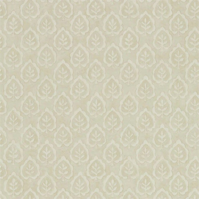 Sanderson Fencott Wallpaper in Cream For Sale