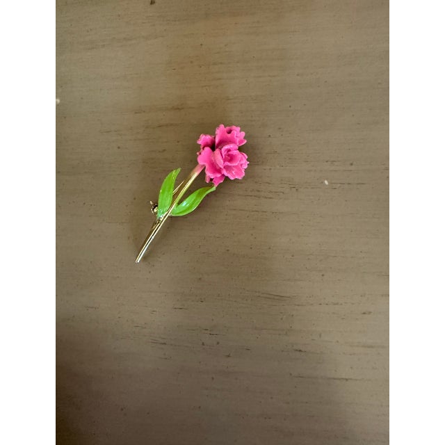 1960s 1960’s Vintage Enamel Flower Brooch For Sale - Image 5 of 6