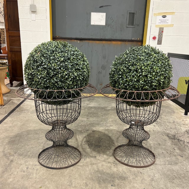 Late 20th Century Pair of Extra Large Scale French Wire Garden Urns For Sale - Image 5 of 7