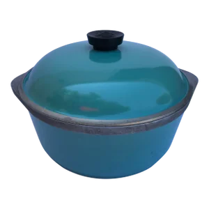 1960s Aqua Enamelware on Aluminum “Club” Dutch Oven