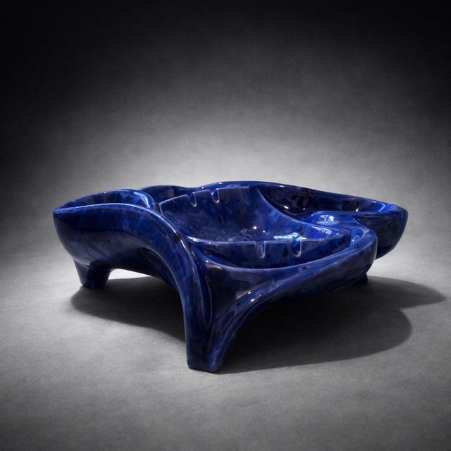 Mid-Century Modern Vintage Studio Art Pottery Cobalt Blue Sculptural Ceramic Ashtray / Catchall Dish, Signed Erm For Sale - Image 3 of 9