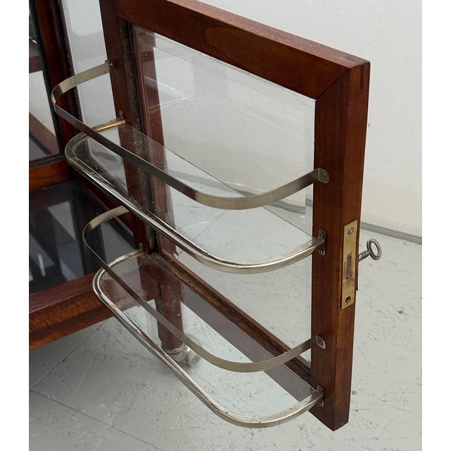 Brown Vintage Serving Trolley with Folding Side Panels and Removable Tray, 1920s For Sale - Image 8 of 10