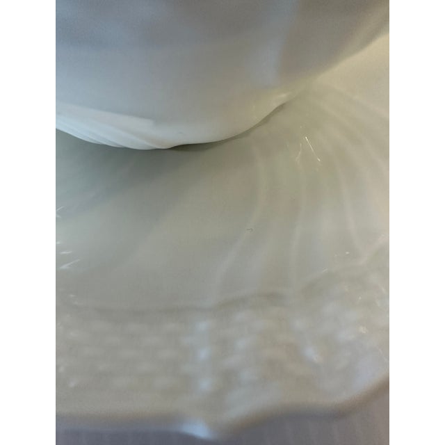 1900s Richard Ginory Italy Oversized White Tea Cup and Saucer - Set for Four(4) For Sale - Image 13 of 17