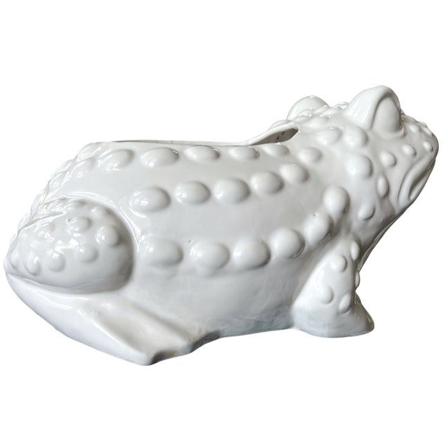 Large Vintage White Hobnail Ceramic Frog Planter – In the Style of Jean Roger, 1960s Sculptural Garden Vessel For Sale In Jacksonville, FL - Image 6 of 10