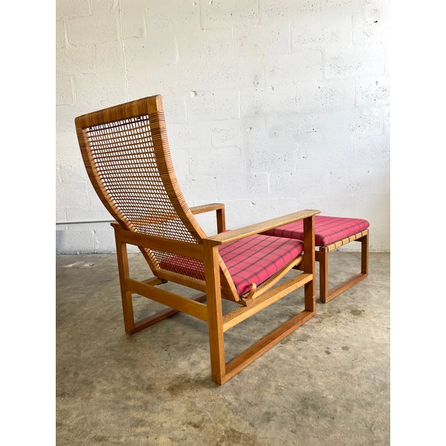 Børge Mogensen Borge Mogensen Bm-2254 Danish Modern Lounge Chair & Ottoman For Sale - Image 4 of 16