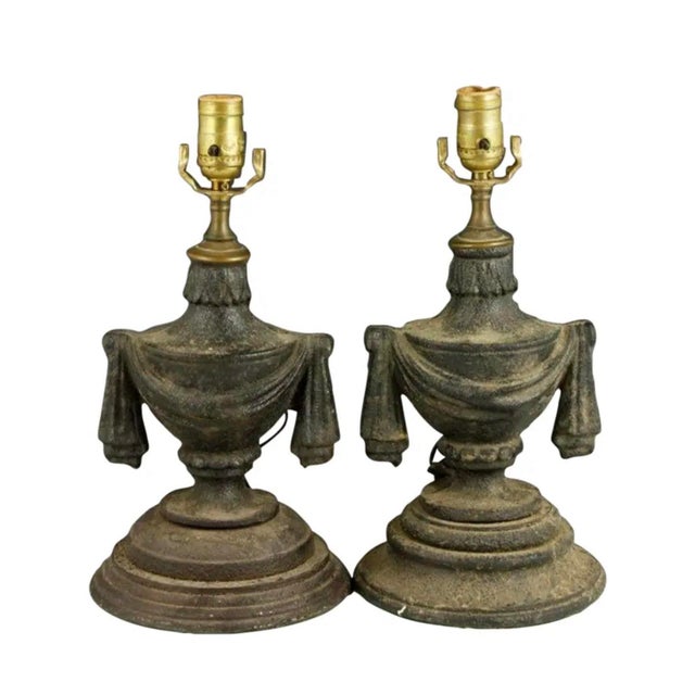 1960s Pair of Hollywood Regency Tassel Urn Metal Finial Lamps, 14.25” High For Sale - Image 5 of 5