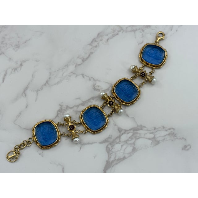 This exquisite Tagliamonte bracelet showcases the brand's signature blend of classical mythology and fine Italian...