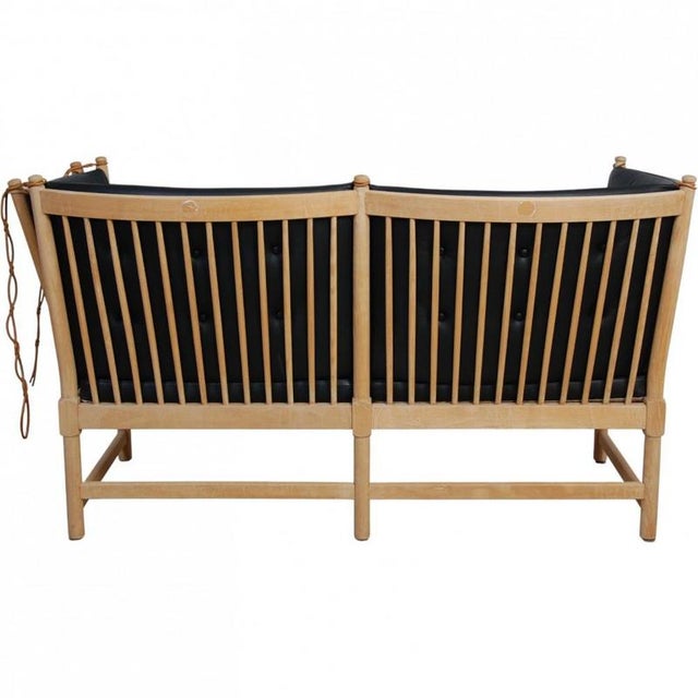 Spoke-Back Sofa in Black Leather from Børge Mogensen, 1970s For Sale - Image 16 of 18