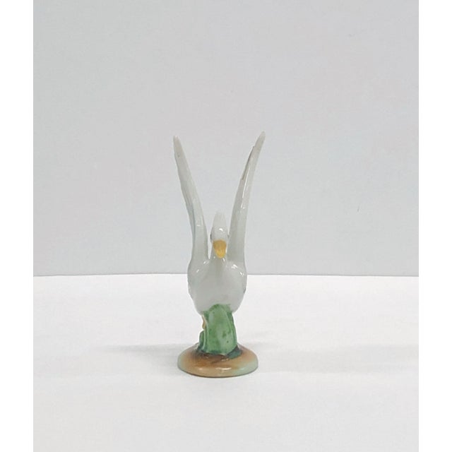 Japanese Vintage 1940s Japanese Porcelain White Heron Figurine For Sale - Image 3 of 5