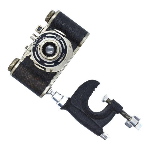 Rare 1930s German Wirgin Gewironar 35mm Collapsible View-Finder Camera With Vario Shutter and Original Clamp Mount For Sale