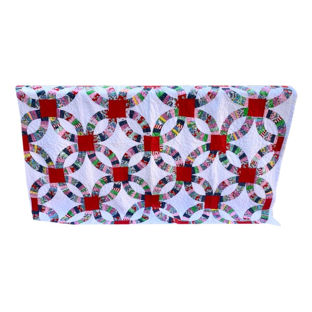 Vintage Wedding Ring Patchwork Quilt Red Green on White 70” X 90” Twin For Sale