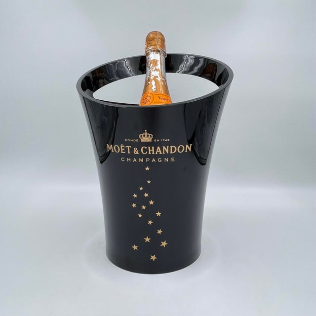 Bring modern savoir-faire to your table with the Limited Edition Moët & Chandon Champagne Bucket, designed in France by...