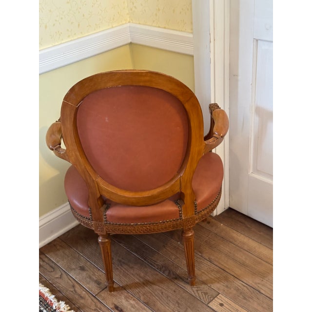 4-Piece French Louis XVI–Style Leather Seating Set — Settee & 3 Armchairs For Sale - Image 10 of 17