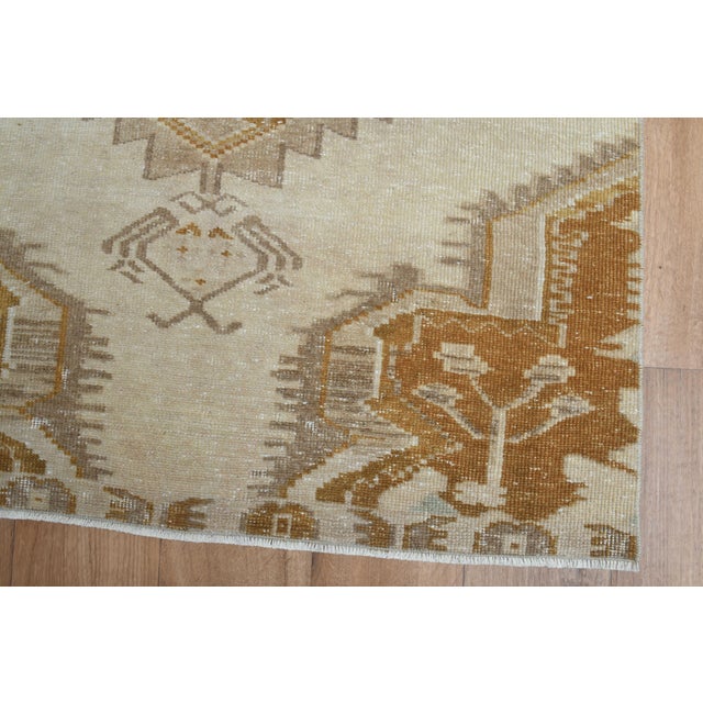 1970s Vintage Handmade Wool Cotton Turkish Beige Area Rug For Sale In San Francisco - Image 6 of 11
