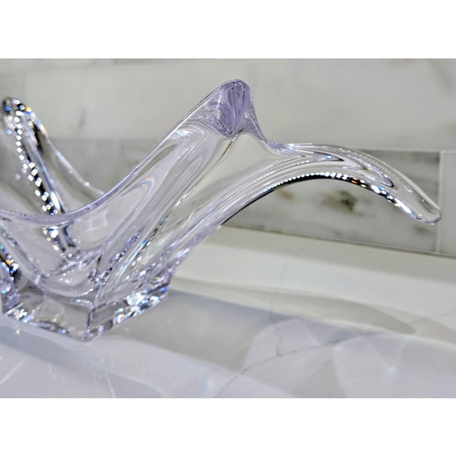 Mid-Century Modern 1970s Cofrac Art Verrier Freeform Crystal Centerpiece Bowl – France For Sale - Image 3 of 12