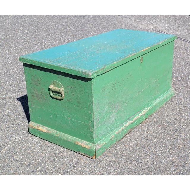 Early 19th Century Antique Green Painted 19th Century Storage Chest For Sale - Image 5 of 9