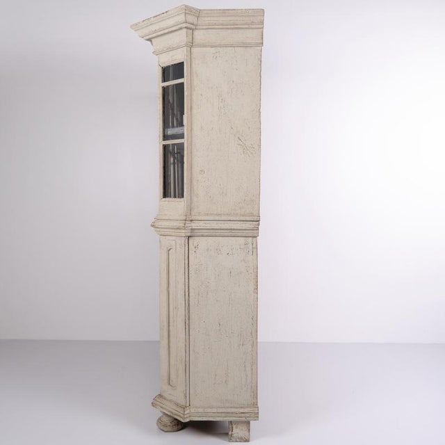 Antique German Painted Oak Display Cabinet with Glass Doors, 1790s For Sale - Image 3 of 17