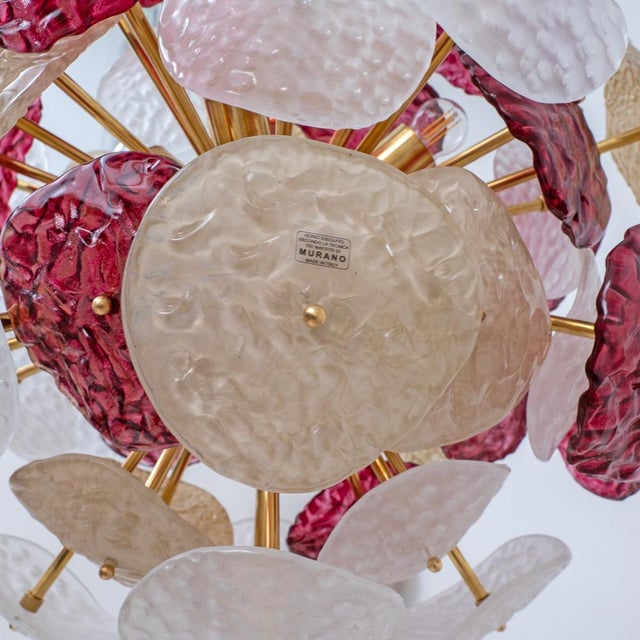 Sputnik Murano Glass Chandelier in Cherry Red, White and Champagne with Brass Structure, 2000 For Sale - Image 10 of 12