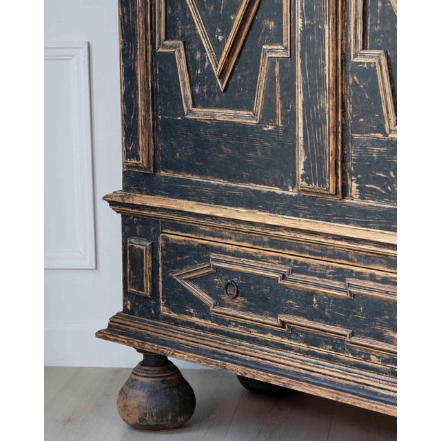 18th Century Baroque Two-Part Cabinet with Black Finish and Blue Interior For Sale - Image 14 of 17