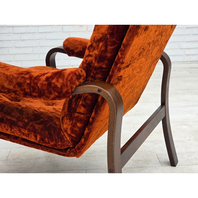 Danish Lounge Chair in Velour and Bent Oak, 1970s For Sale - Image 17 of 18