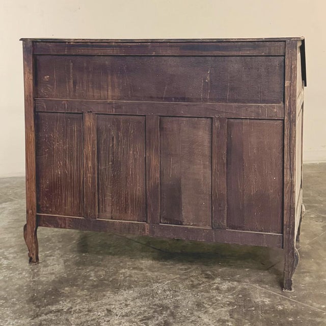 18th Century French Régence Period Carved Oak Secretary Desk For Sale - Image 18 of 18