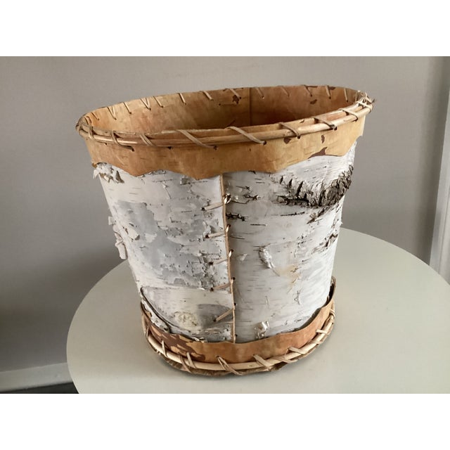 Large Birchbark Wastebasket in the Style of Baskets Made by Native American Arts and Crafts For Sale - Image 11 of 15