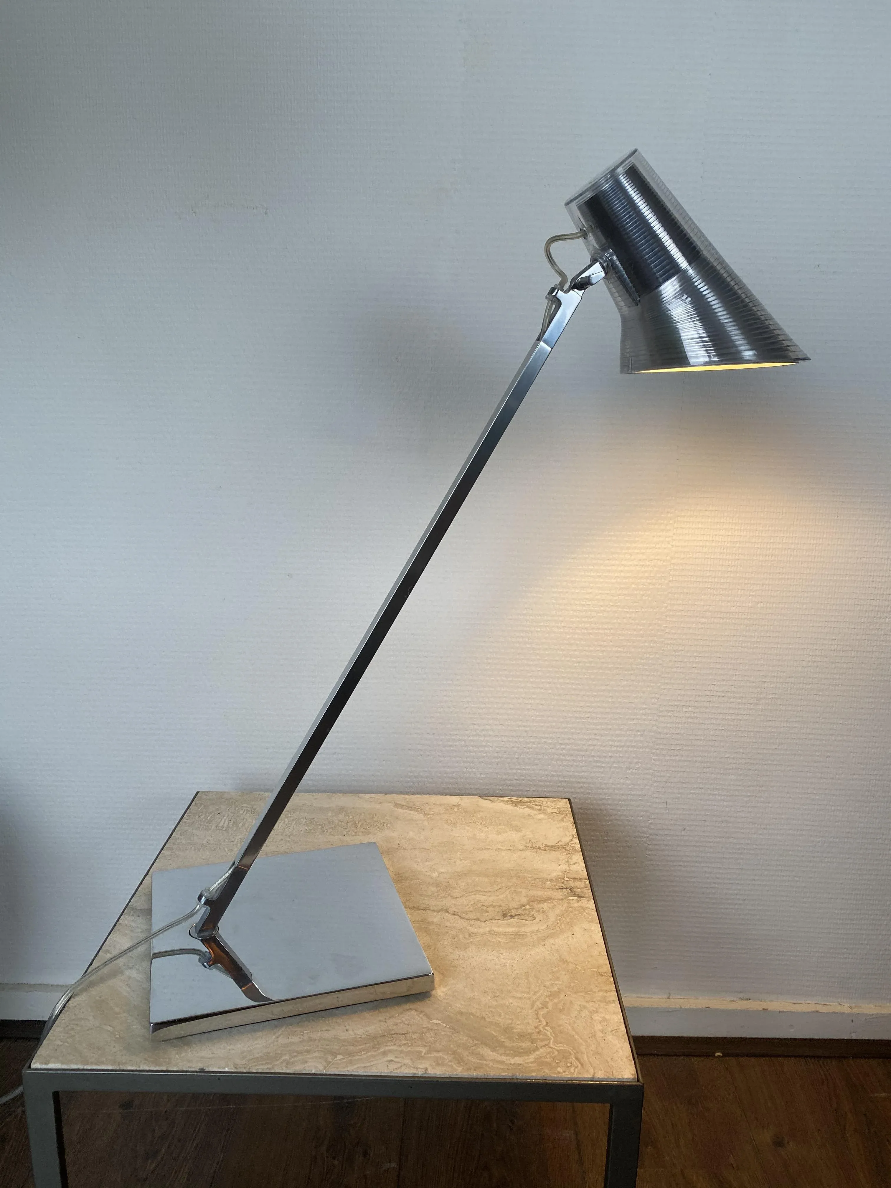 Space Age Kelvin T Table Lamp by Antonio Citterio for Flos | Chairish