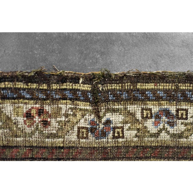 Hand-Woven Oriental Nomadic Qashqai Rug, 1920s For Sale - Image 17 of 18