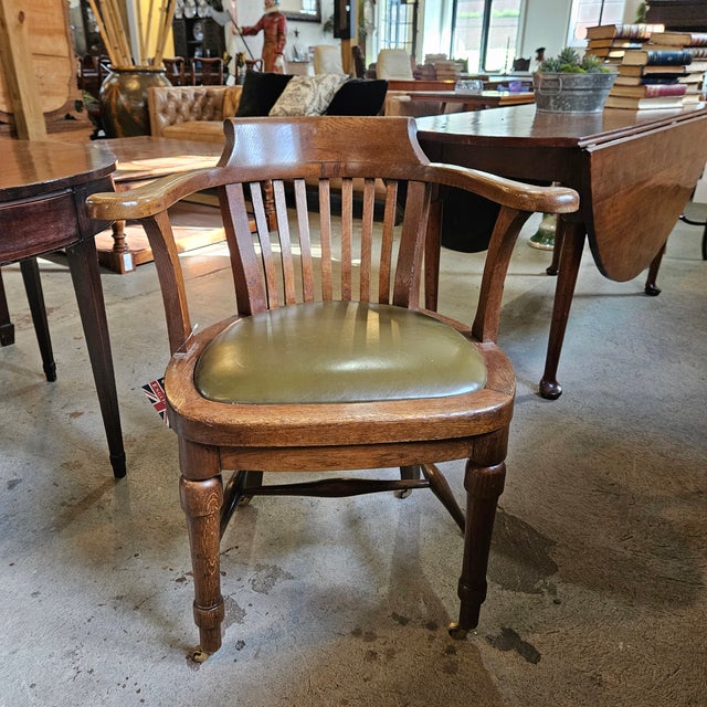 1900 - 1909 Antique Edwardian Oak Office Chair on Casters For Sale - Image 5 of 6
