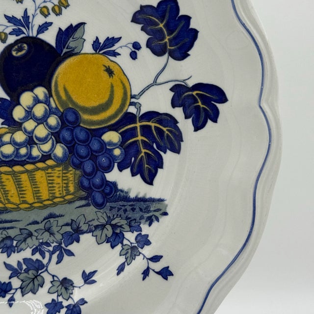 English Vintage Spode Blue Bird Scalloped Dinner Plates - Set of 4 For Sale - Image 3 of 8