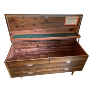 Vintage Lane Sweetheart Chest Mid Century Modern For Sale