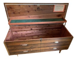 Example of Lane Furniture Trunks and Chests