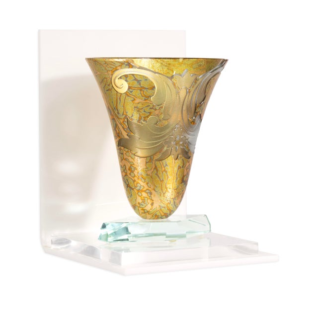 Salvatore Polizzi Salvatore Polizzi Signed Gold Iridescent Art Glass Vessel in Display Case 1990s For Sale - Image 4 of 8