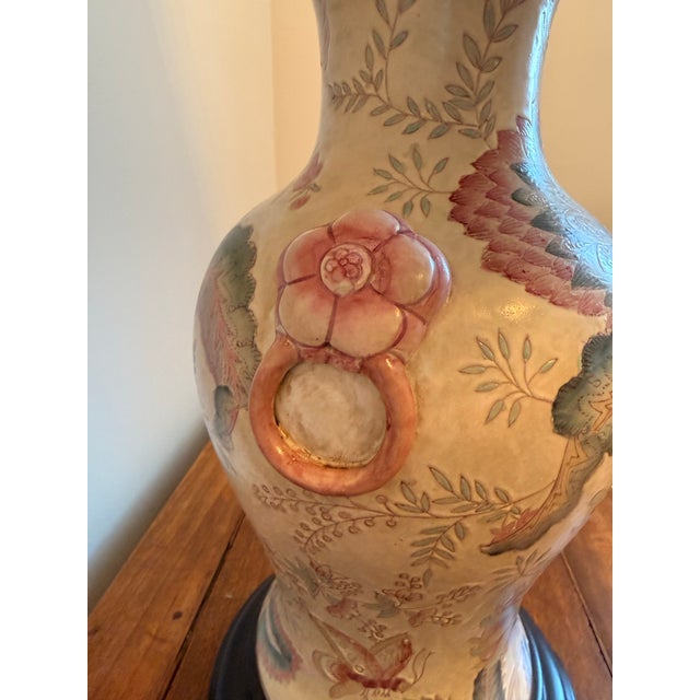 Vintage 32” Chinoiserie Floral Porcelain Table Lamp With Raised Flower Knockers and Fluted Shade For Sale - Image 12 of 12