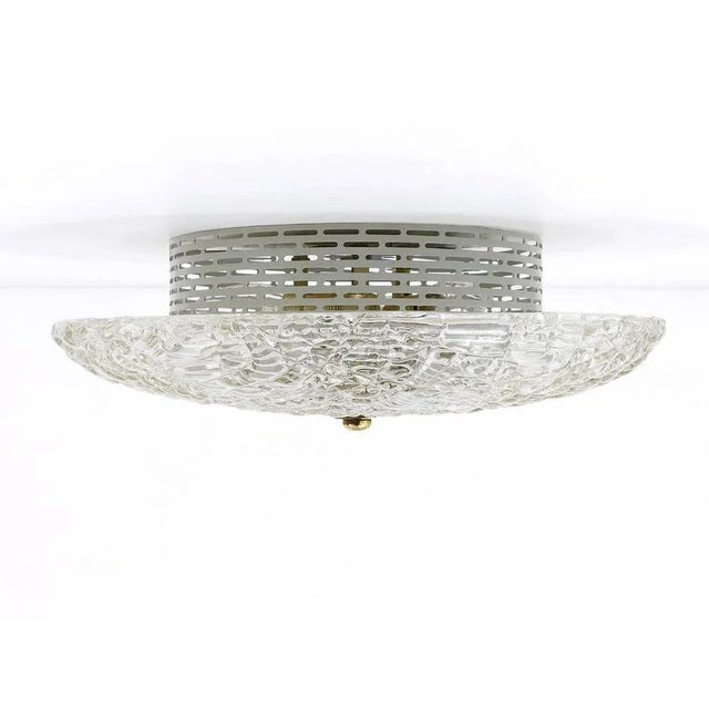 Mid-Century Modern Flush Mount in Textured Glass by J. T. Kalmar for Kalmar, Austria, 1960s For Sale - Image 3 of 10