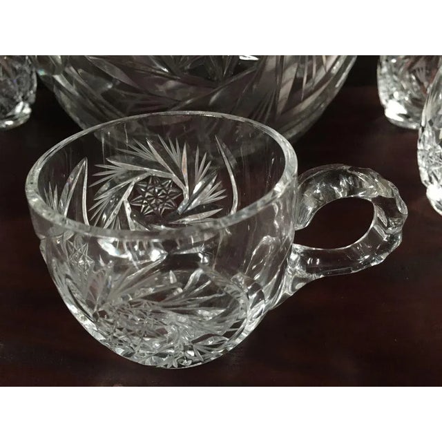 1970s Hand-Cut Crystal Vase Set with Lid and 5 Cups, 1970s, Set of 8 For Sale - Image 5 of 12
