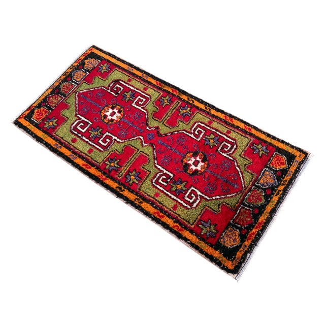 1970s Hand Made Turkish Mat Rug Colorful Small Rug Kitchen Mat Organic Wool - 1'8" X 3'5" For Sale - Image 4 of 11