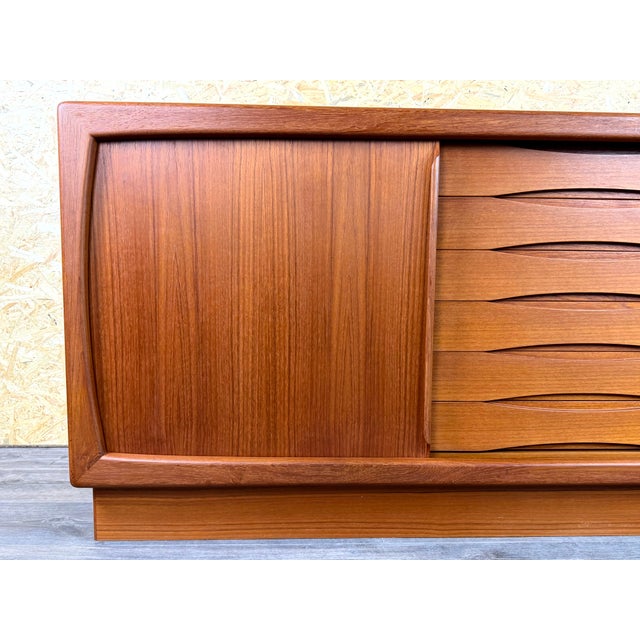 Dyrlund Vintage Teak Sideboard from Dyrlund, Denmark, 1970s For Sale - Image 4 of 18