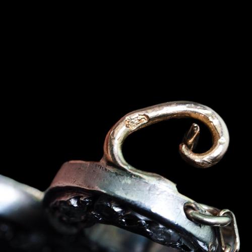 Antique French 18 Karat Gold and Silver Fleur de Lys Brooch with Diamond, 1900s For Sale - Image 12 of 18