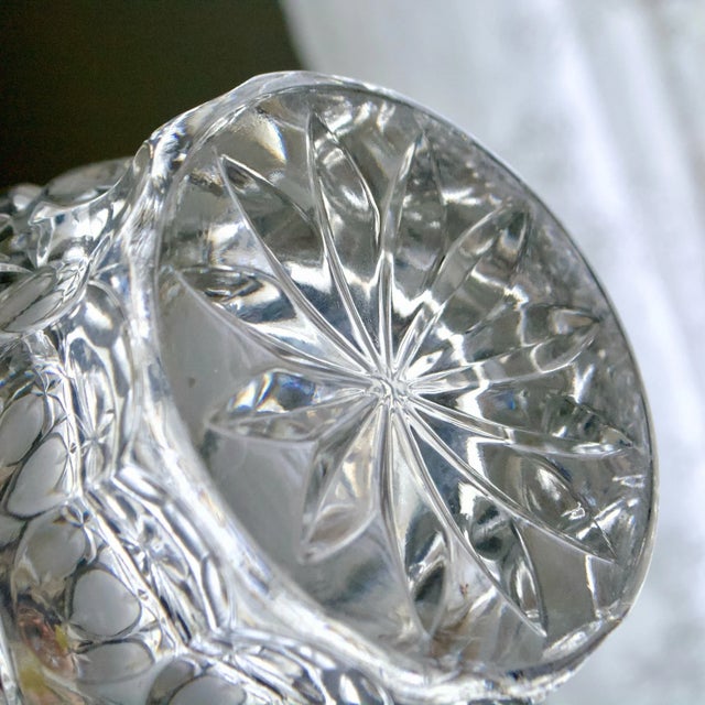 Victorian Early 20th Century Crystal Decanter With Uranium Glass Stopper – Victorian Bristol Opaline Yellow Vaseline Glass For Sale - Image 3 of 7