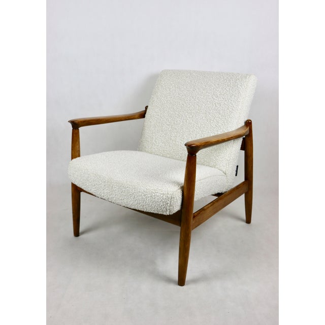 Industrial GFM-64 Armchair in White Ivory Bouclé from Edmund Homa, 1970s For Sale - Image 3 of 7