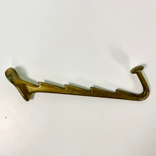 Brass 1940s Vintage Boho Chic Art Deco Metal Wall Mounted Stacking Hooks - A Pair. For Sale - Image 8 of 9